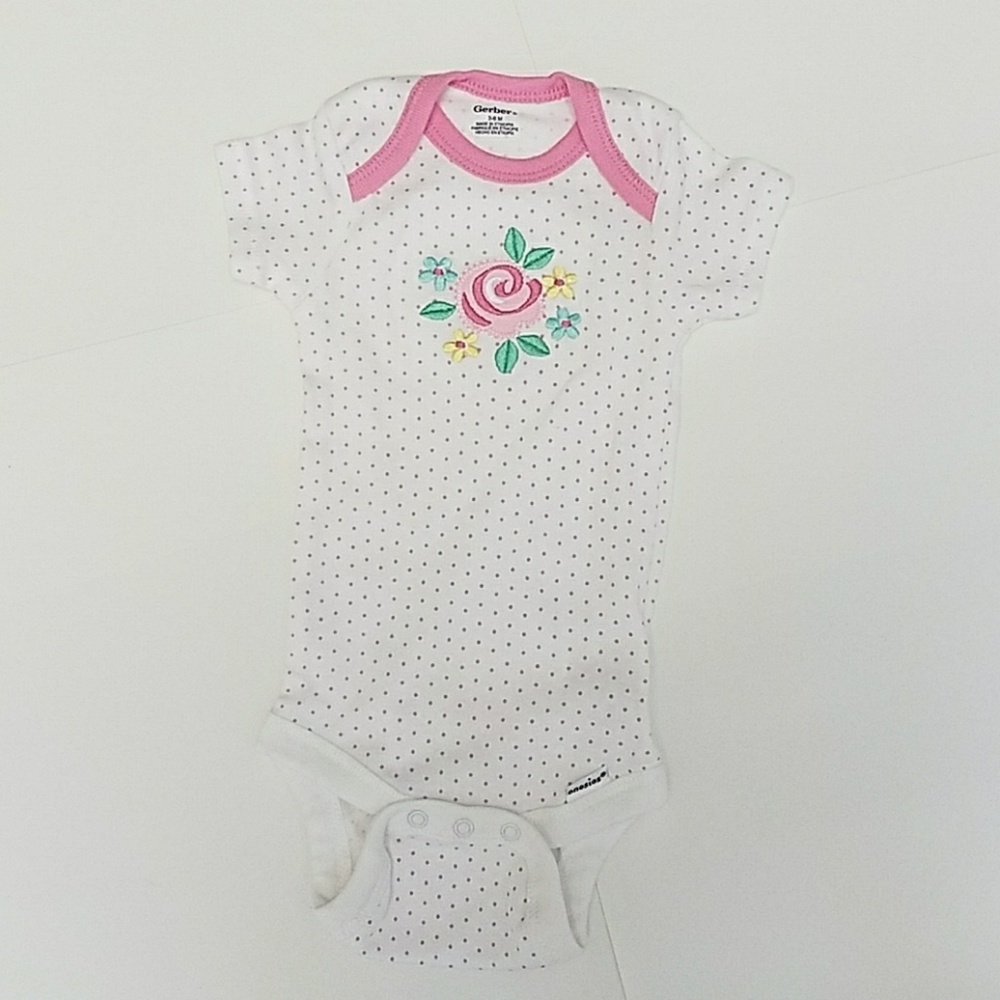 Gerber onesie 3 to 6 months pink rose